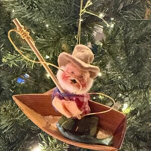 Hard To Find Vintage fishing Santa Annalee 1993